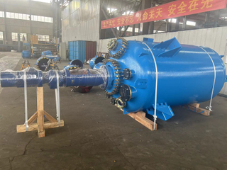 Exporting standard glass lined reactor in whole machine in fumigation wooden packing ready for delivery