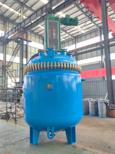 Best type glass lined reactor made by using four-column rack used for big Chinese pharmaceutical clients